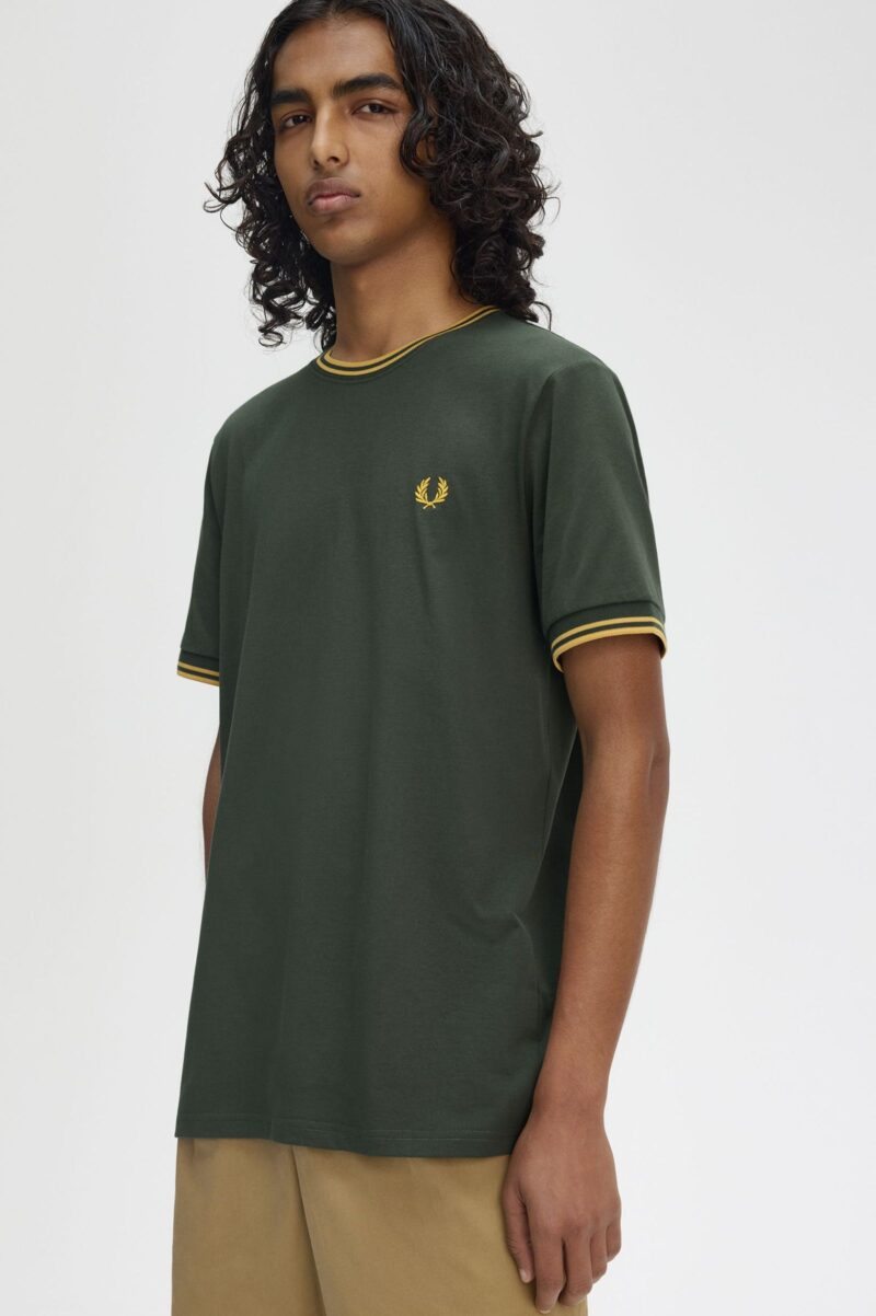 Fred Perry T-shirt con doppia riga M1588