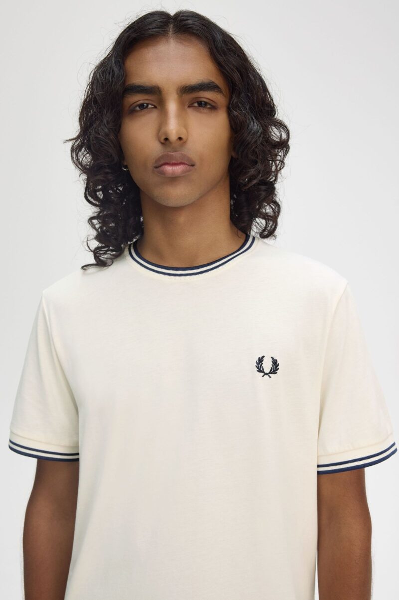 Fred Perry T-shirt con doppia riga M1588