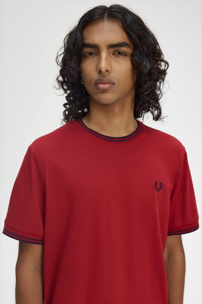 Fred Perry T-shirt con doppia riga M1588