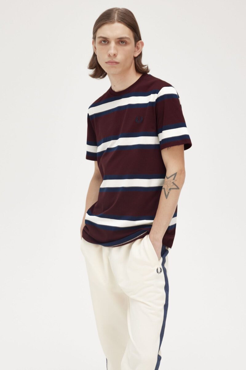 Fred Perry T-shirt con vivace motivo a righe M9852