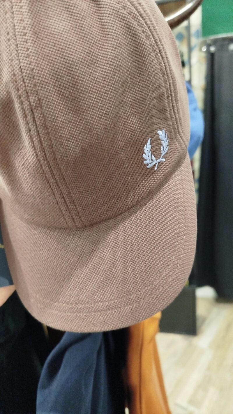 FRED PERRY Cappellino classico in piqué